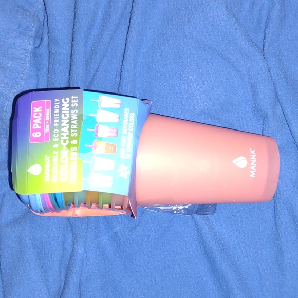 NEW 6 12oz Color Changing Tumblers with Lids and Straws - Picture 6 of 7